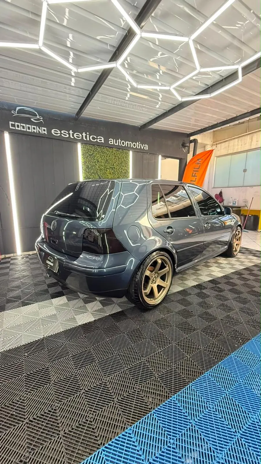 Estética automotiva em Sorocaba — box de detalhamento da Codorna Film
